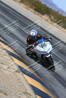 media/Mar-20-2025-Racers Edge (Thu) [[0731d8e3a1]]/2-B Group/Session 4 (Turn 3 Inside)/
